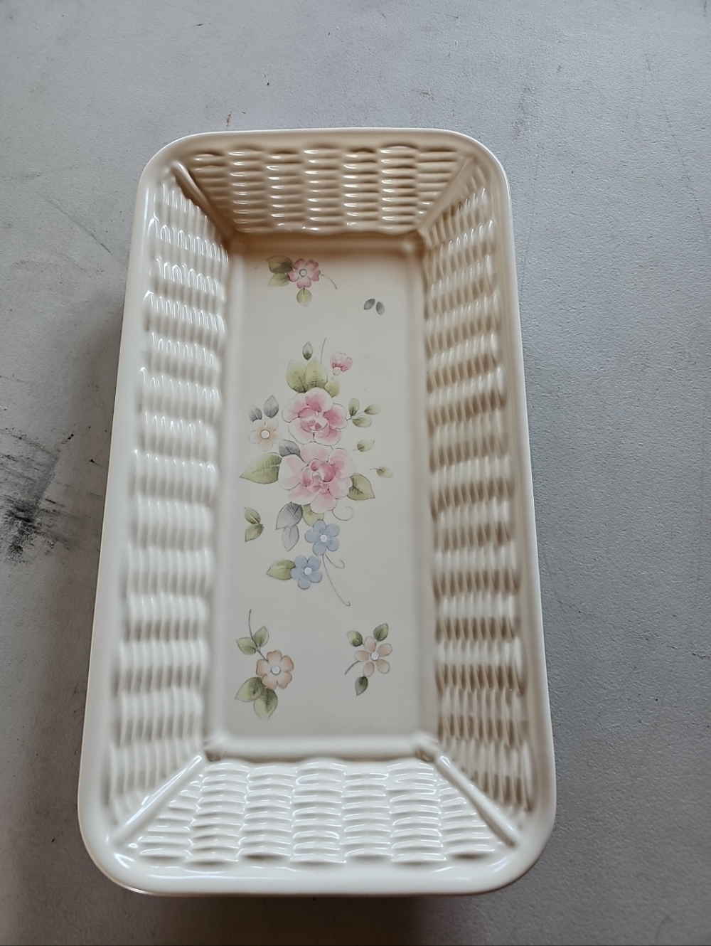 PFALTGRAFF TEA ROSE BREAD SERVING TRAY